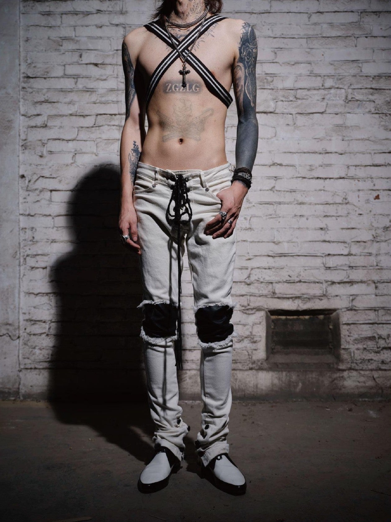 The space between Us Visual Subculture Rock Leather Patch Women's 100 Percent Cotton Skinny Pants