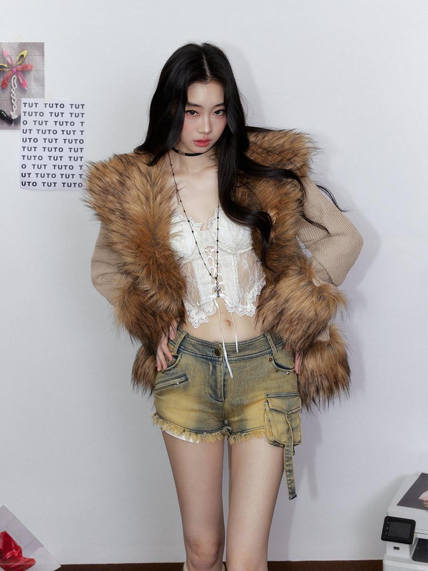 Tut tuto Clean Fit Relaxed Waist Cinched Knit Women's Thick Warm Faux Fur Coats