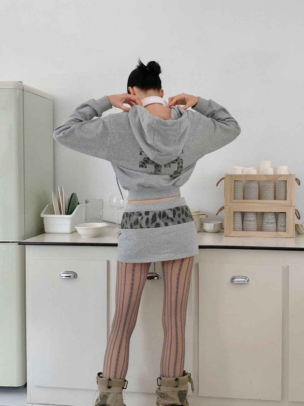 Tut tuto Leopard Print Lettering Hooded Sweatshirt Women's Cotton Matching Skirt Sets