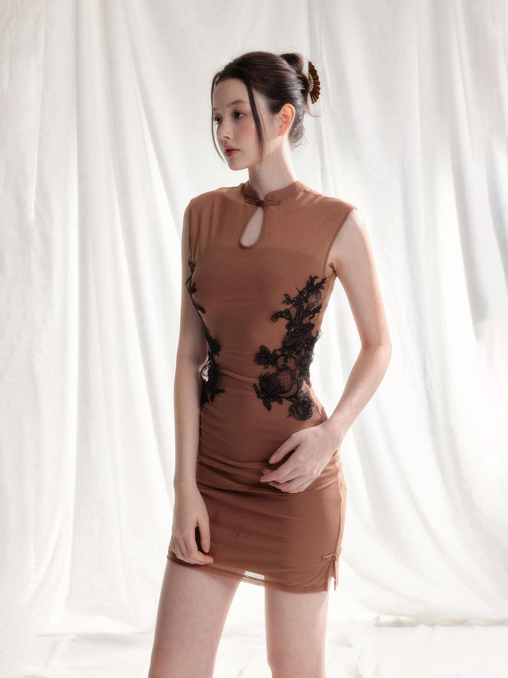 Tut tuto Light Brown Lace Applique Cutout Stand Collar Women's Mesh Cheongsam Dresses