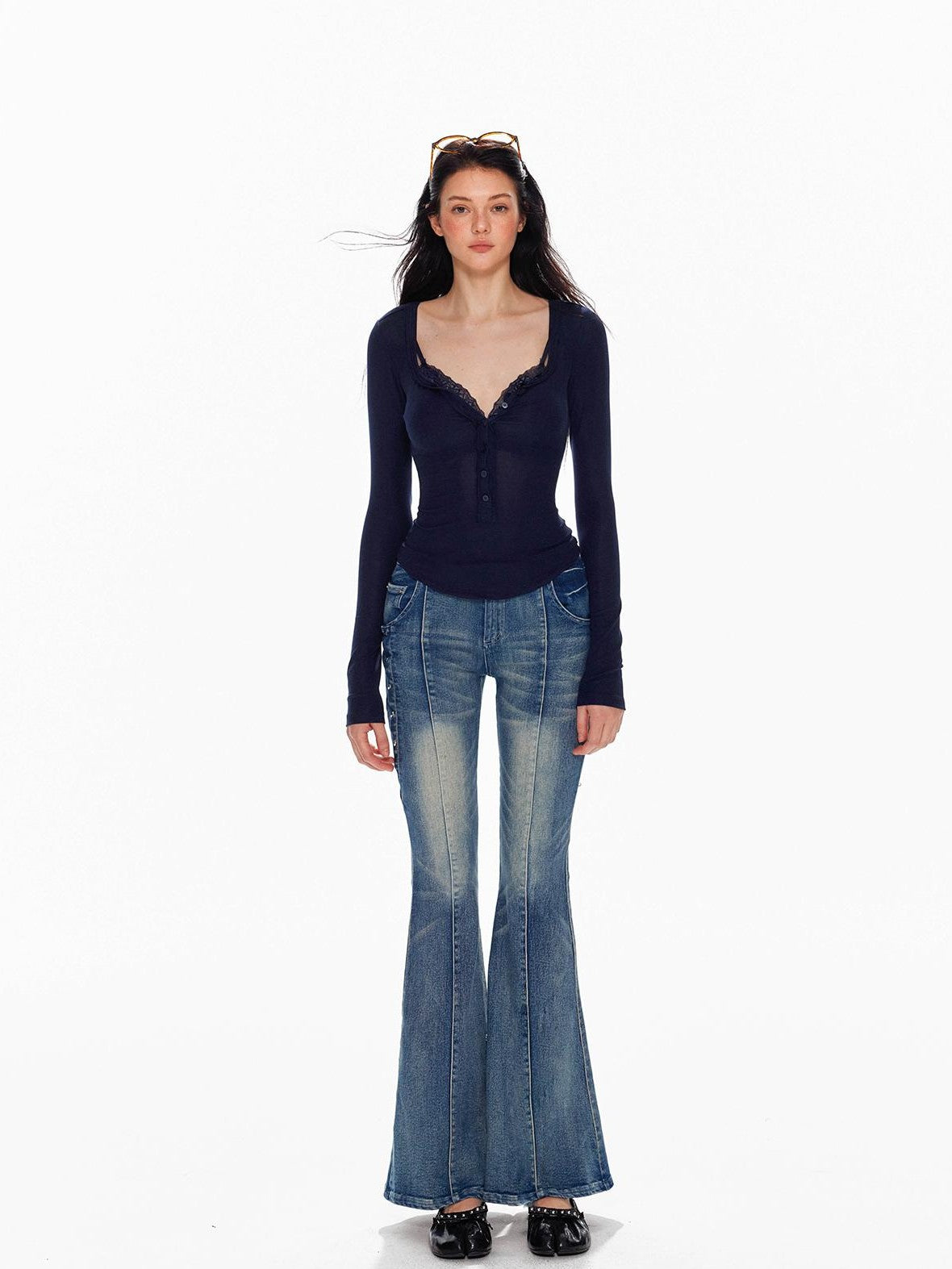 Tut tuto Low Rise Washed Frayed Tie Slim Fit Women's Cotton Bootcut Jeans