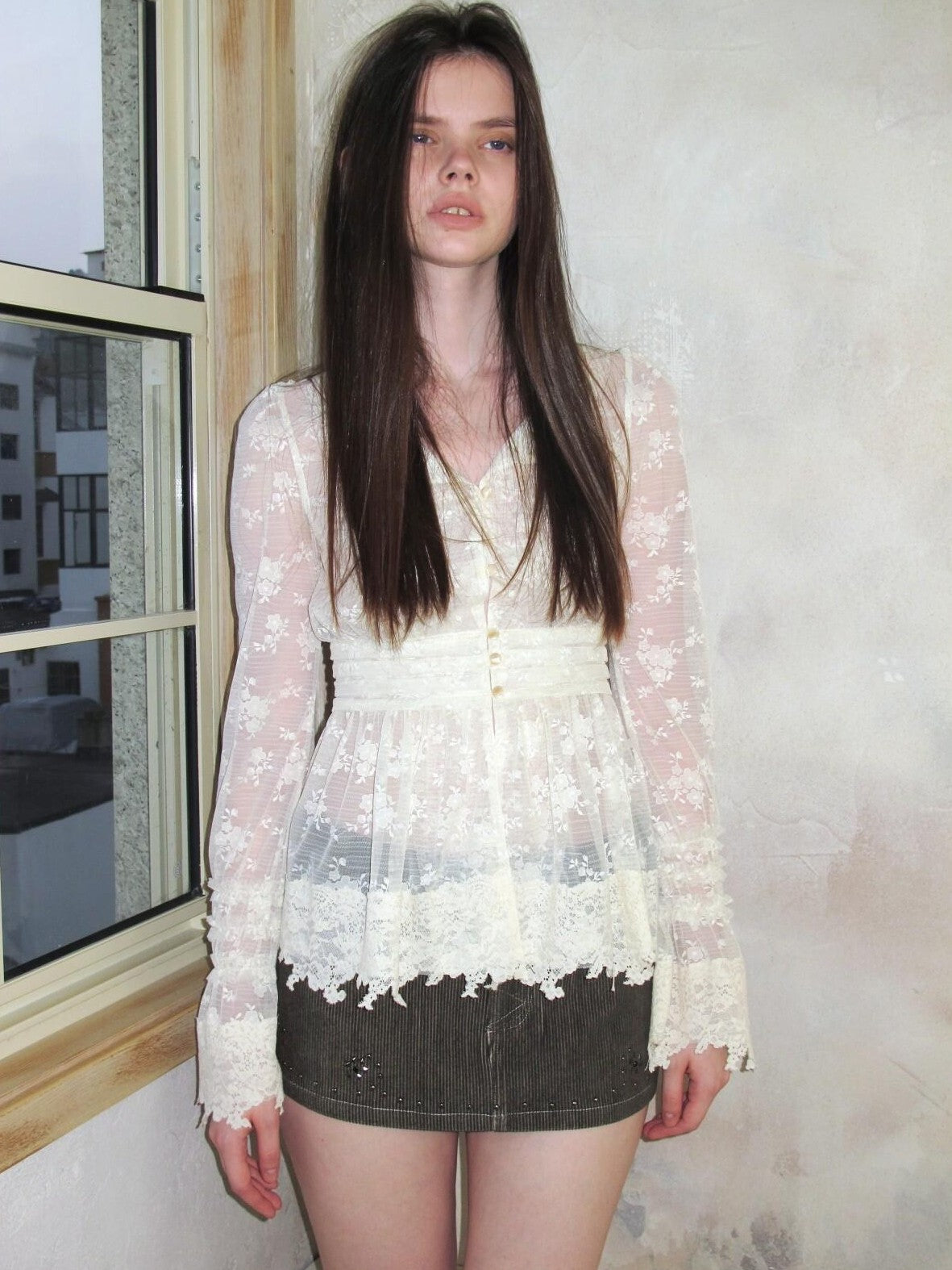UNIVERSE Baroque Vine V-neck Waist Cinch Long Sleeve Women's Lace Sheer Shirts