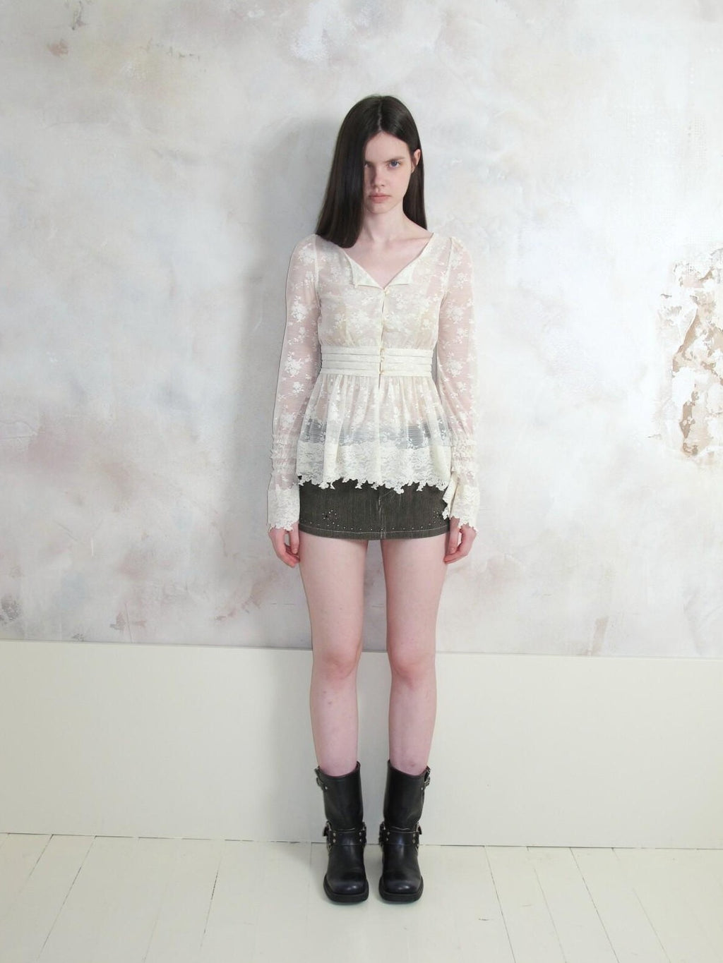 UNIVERSE Baroque Vine V-neck Waist Cinch Long Sleeve Women's Lace Sheer Shirts