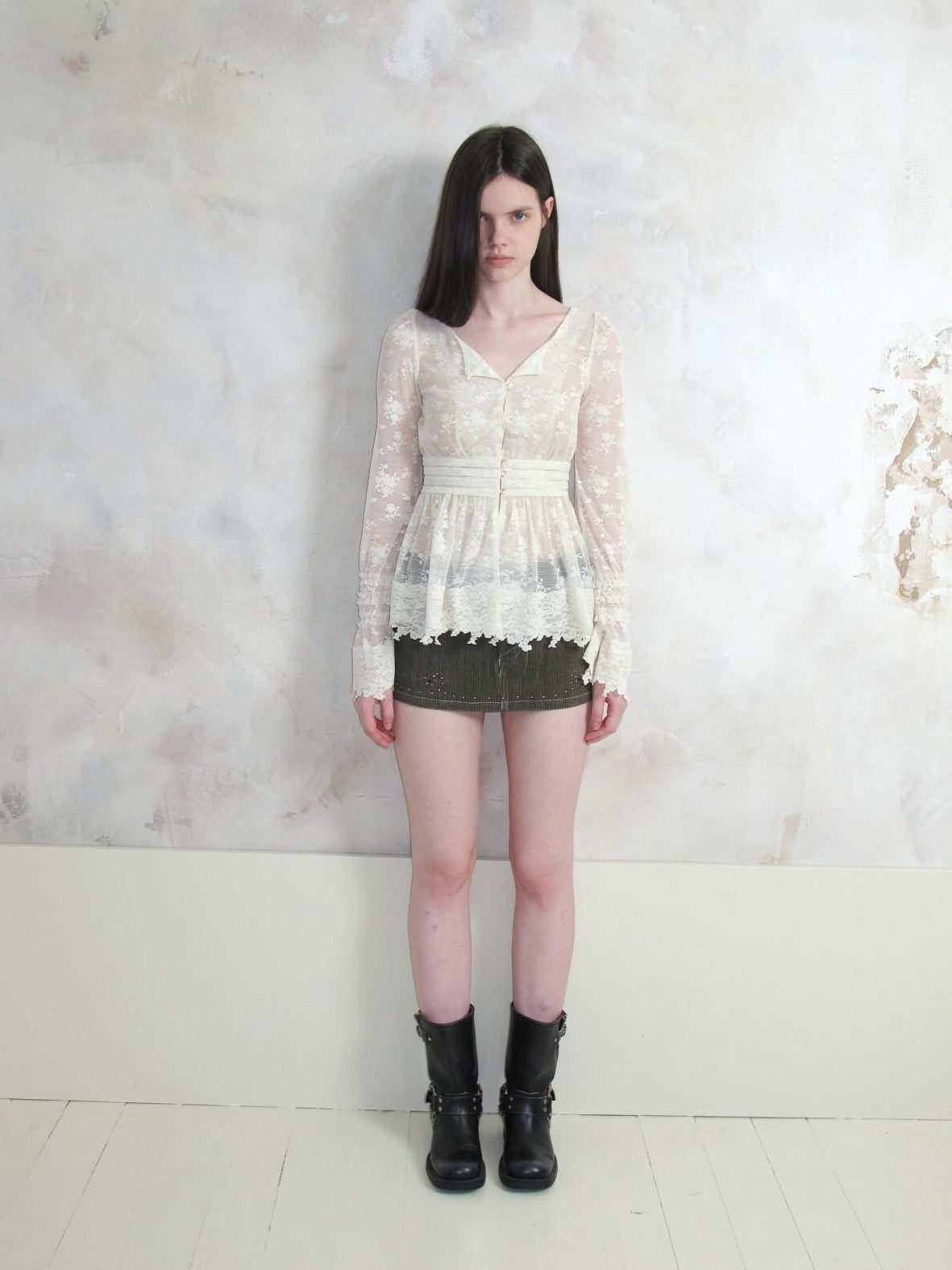 UNIVERSE Baroque Vine V-neck Waist Cinch Long Sleeve Women's Lace Sheer Shirts