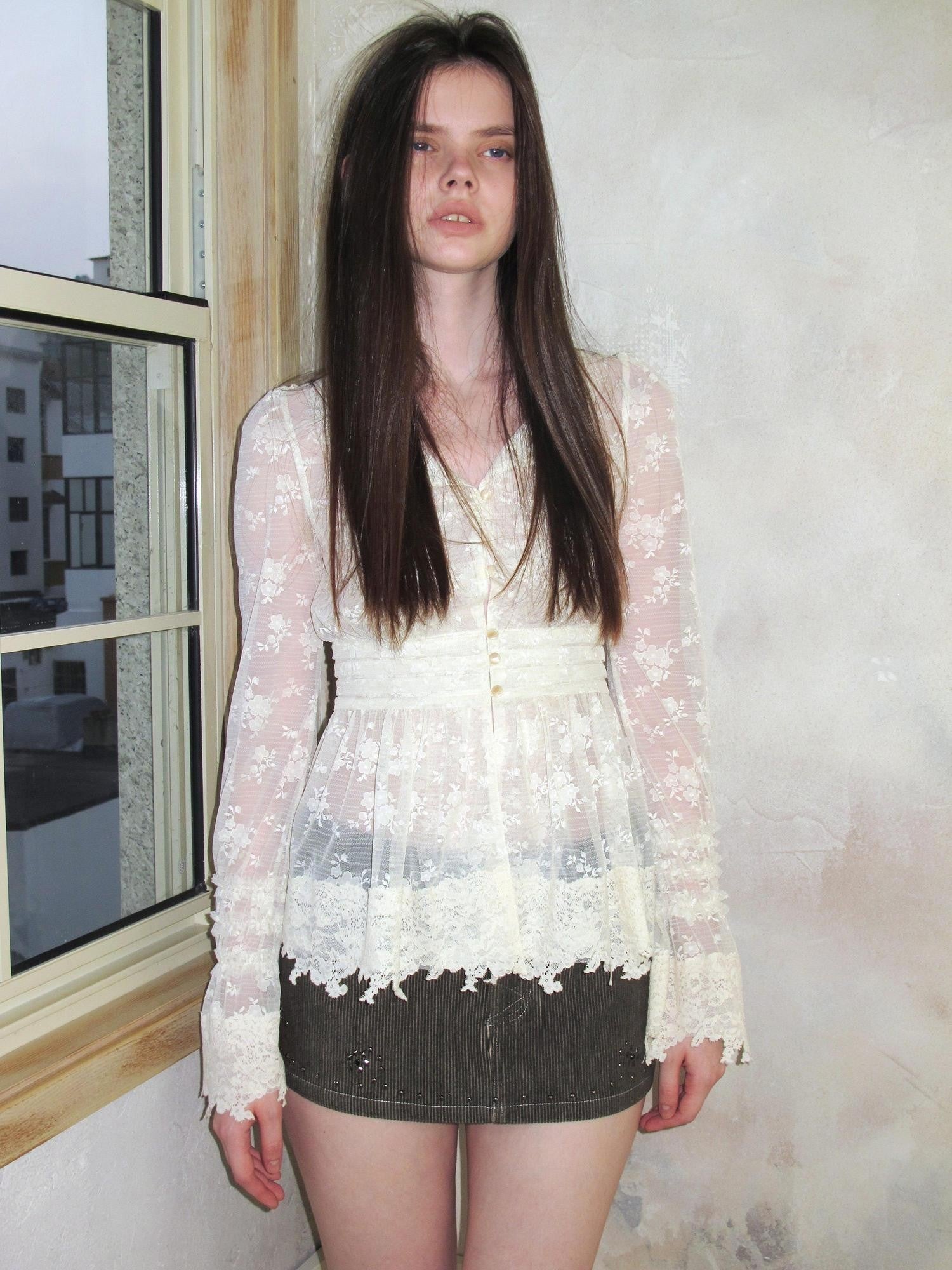 UNIVERSE Baroque Vine V-neck Waist Cinch Long Sleeve Women's Lace Sheer Shirts