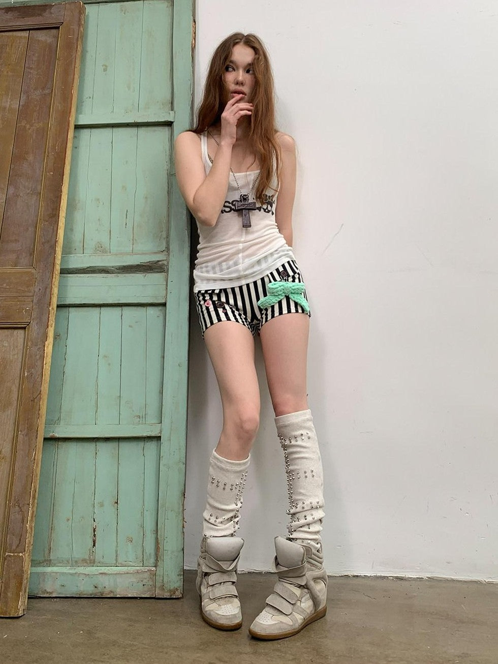 UNIVERSE Black White Stripe Knitted Button Retro Midrise Slim Women's Denim Shorts