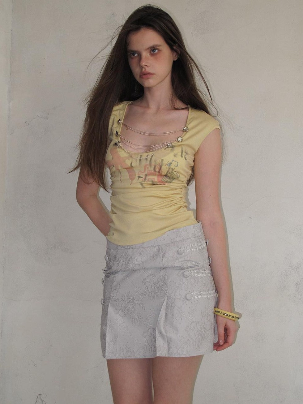 UNIVERSE Court U Neck Floral Tie Waist Slim Cropped Women's Lyocell Short Sleeve T-shirts