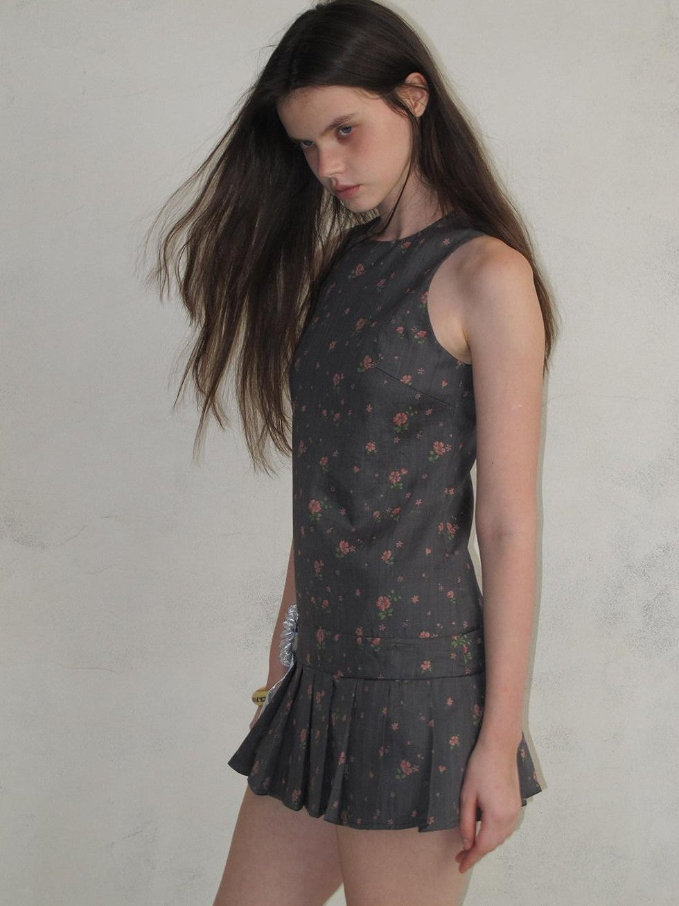 UNIVERSE Eden Rose Pleated Floral Round Neck Sleeveless Women's Ramie Casual Mini Dresses