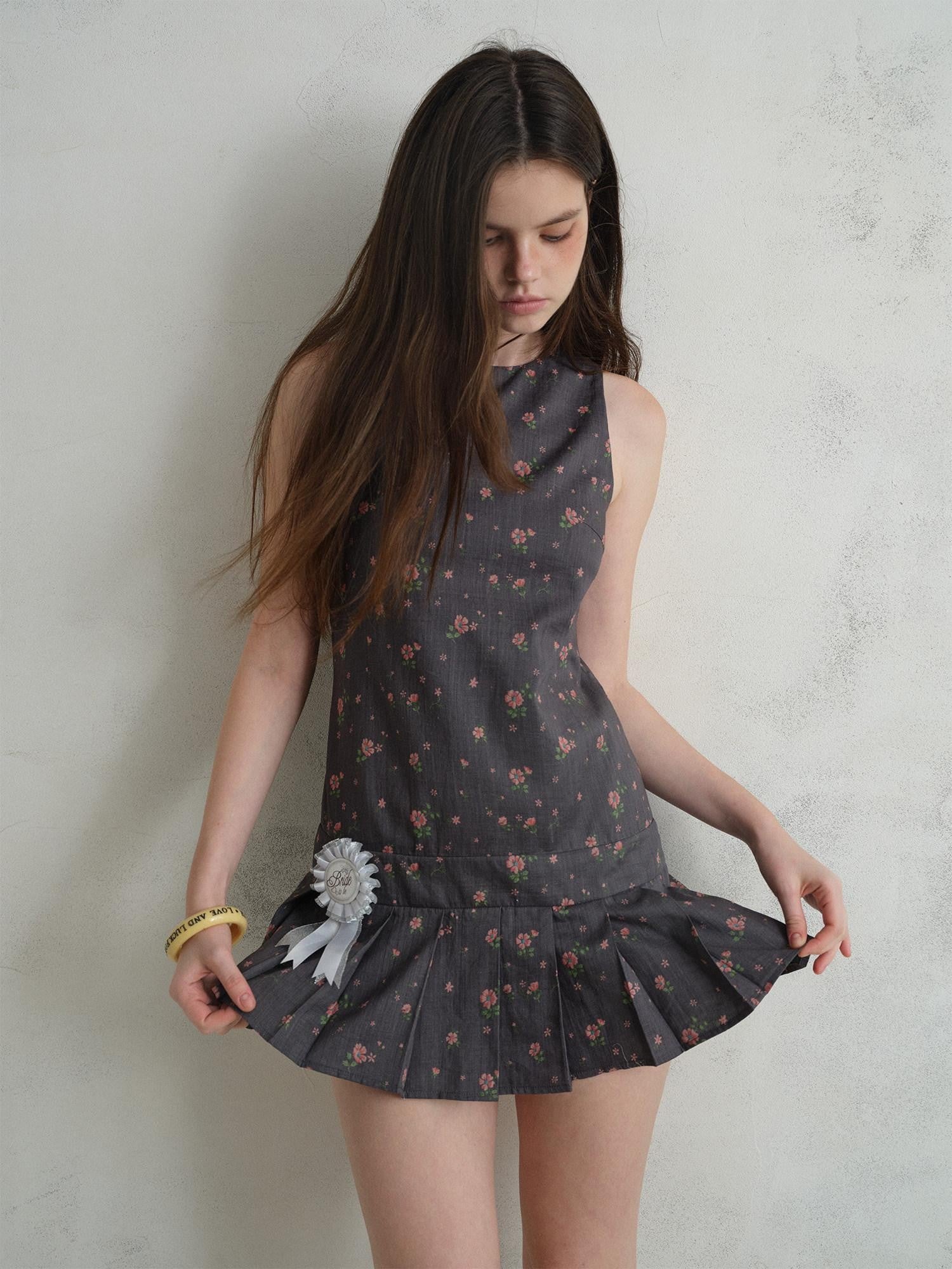 UNIVERSE Eden Rose Pleated Floral Round Neck Sleeveless Women's Ramie Casual Mini Dresses