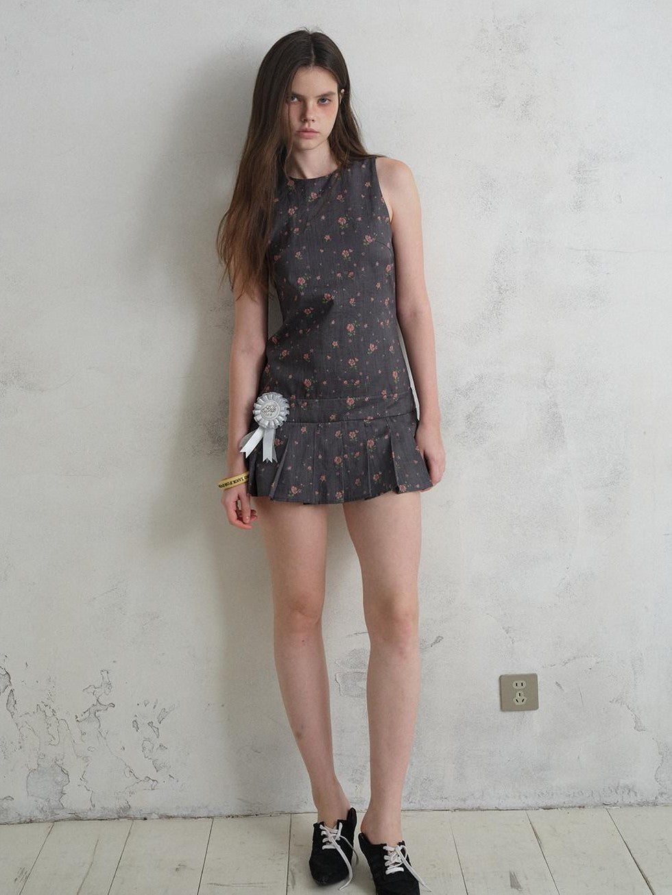UNIVERSE Eden Rose Pleated Floral Round Neck Sleeveless Women's Ramie Casual Mini Dresses