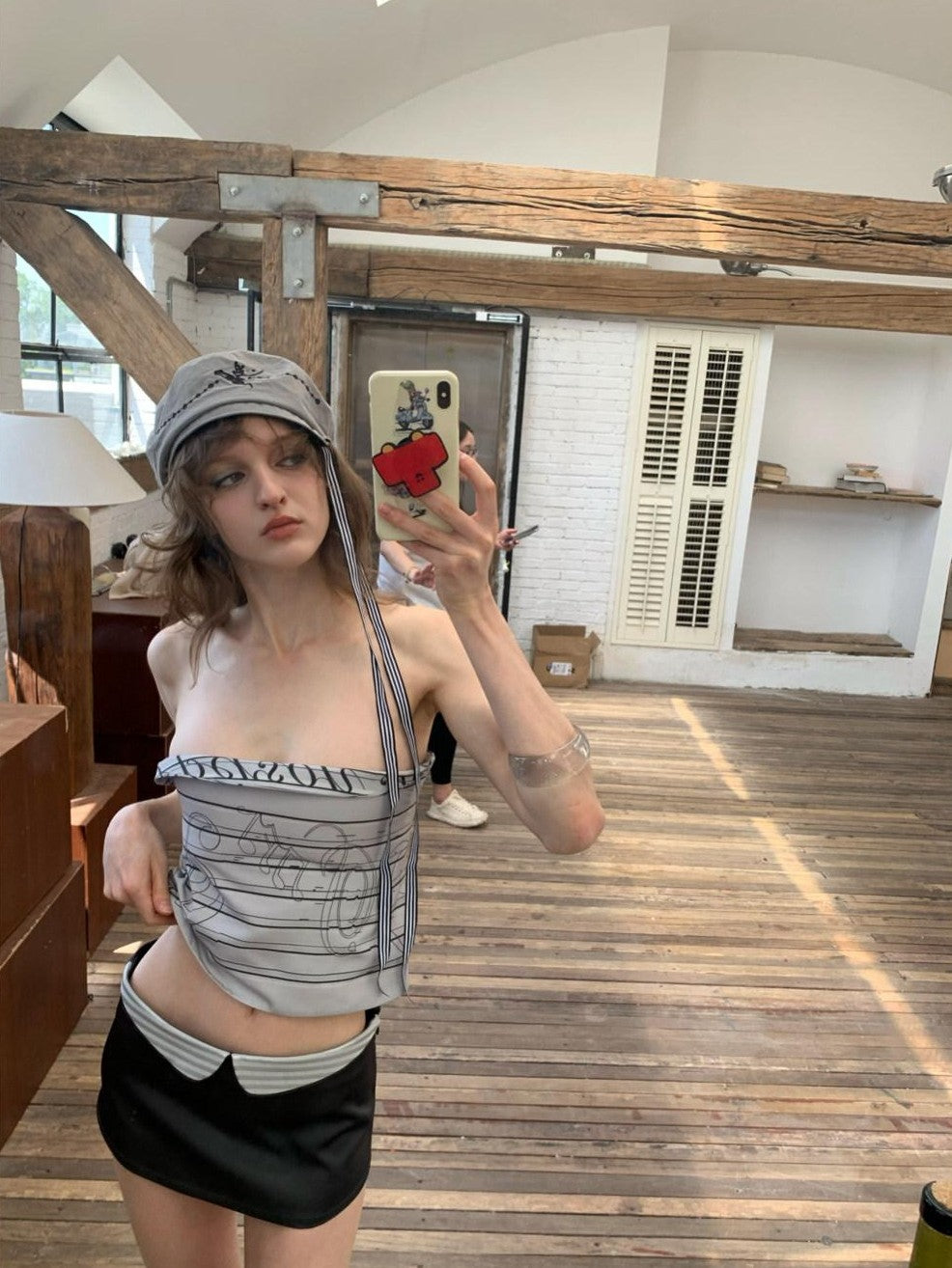 UNIVERSE Gray Sheet Music Letter Print Street Slim Fit Short Women's Tube Tops