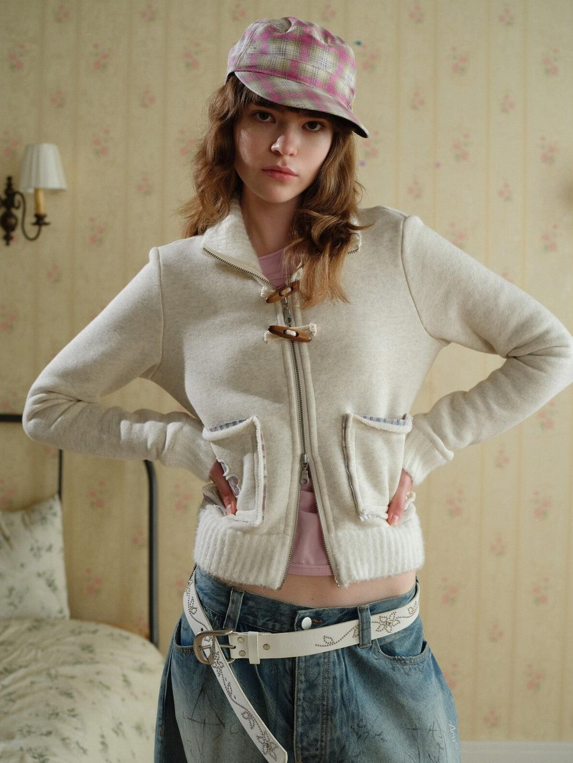 UNIVERSE Ivory Four Leaf Clover Horn Toggle Slim Women's Cotton Blend Casual Jackets