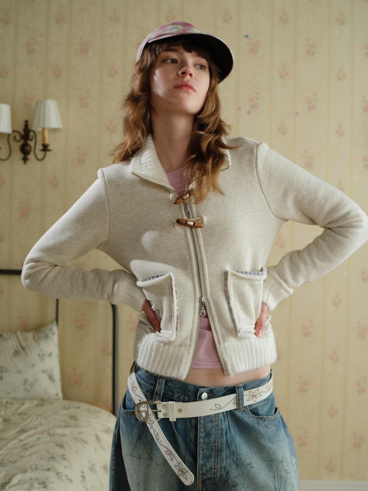 UNIVERSE Ivory Four Leaf Clover Horn Toggle Slim Women's Cotton Blend Casual Jackets