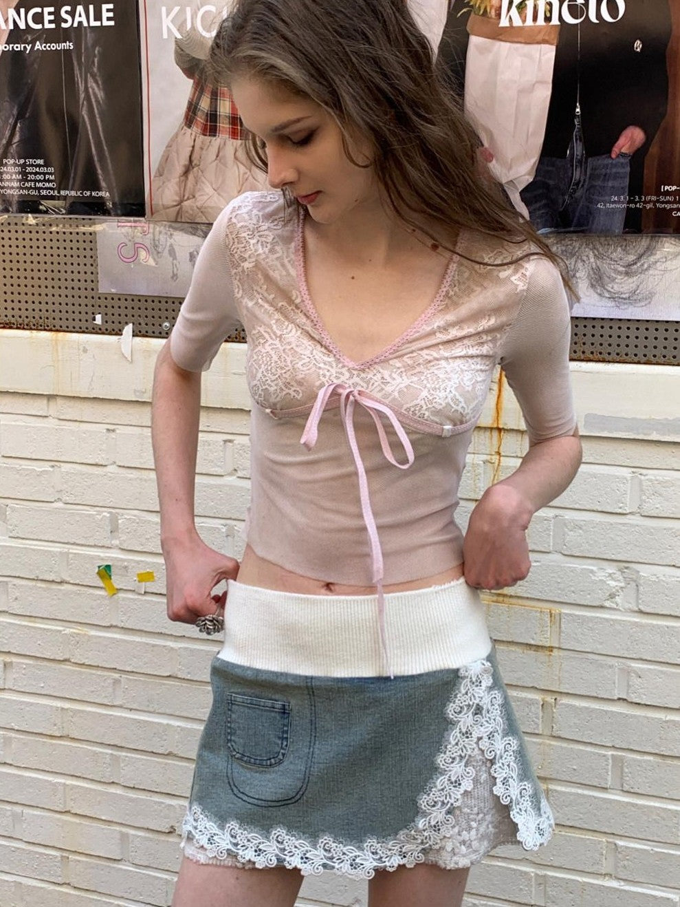 UNIVERSE Light Pink Tie Dye Bow Lace Deep V Distressed French Women's Polyester Crop Tops