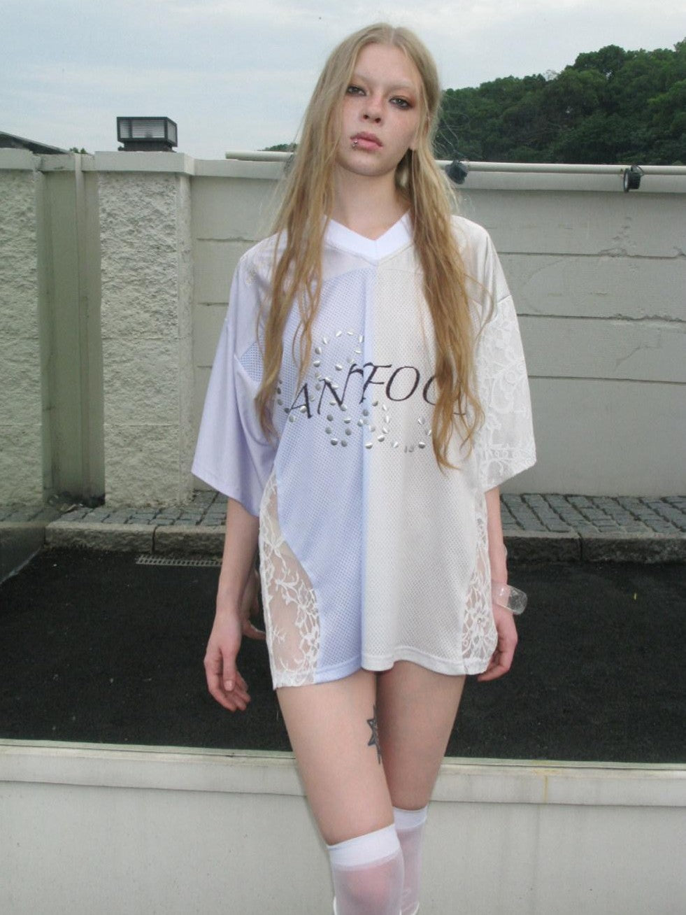 UNIVERSE Lilac Lace Embroidered Spliced Vintage V-neck Women's Polyester Oversized T-shirts