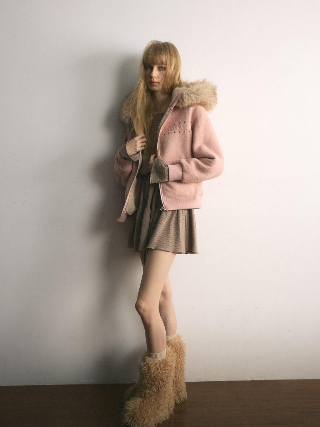 UNIVERSE Mist Pink Ballet Hooded Faux Fur Women's Acrylic Puffer Jackets