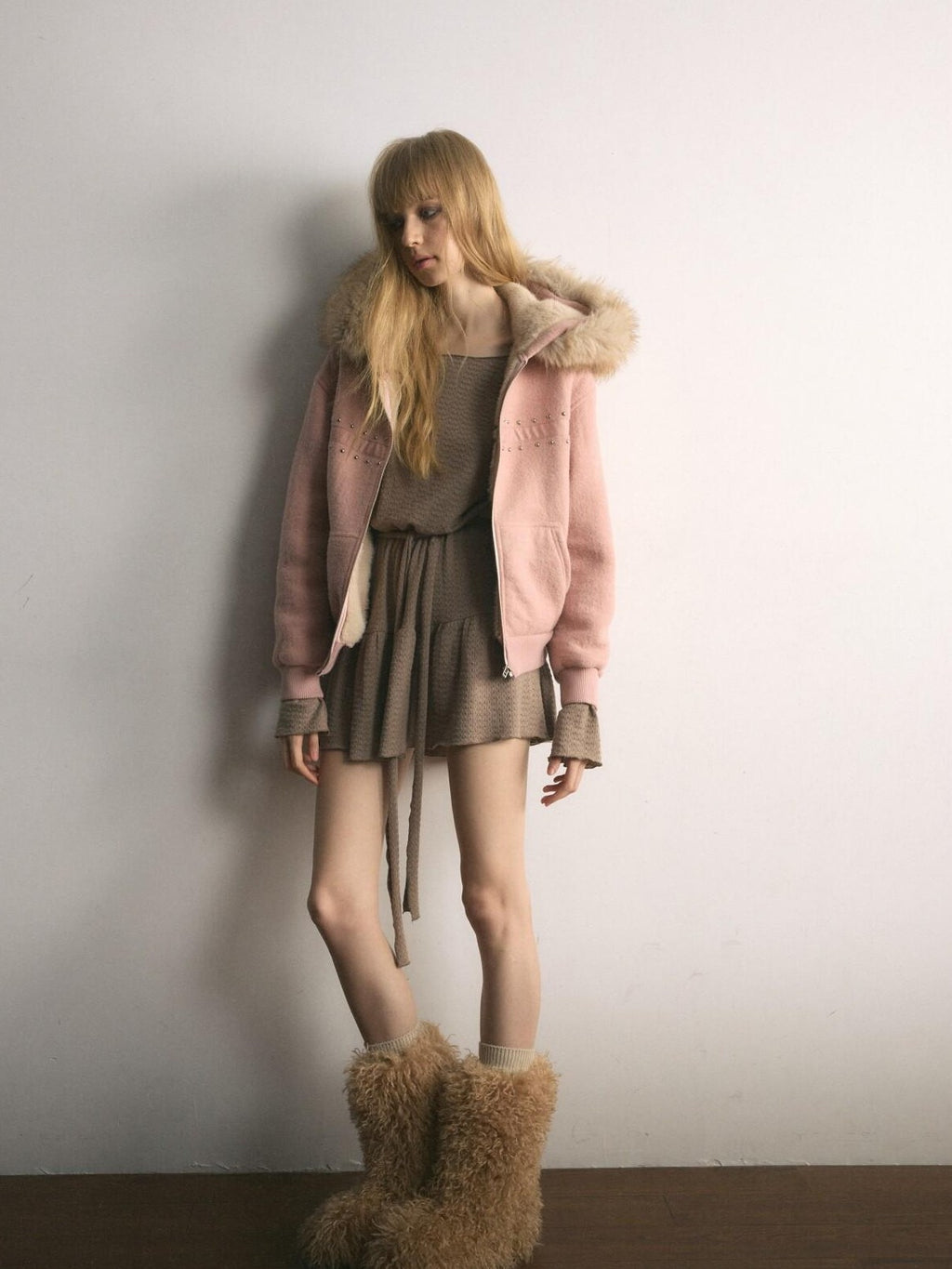 UNIVERSE Mist Pink Ballet Hooded Faux Fur Women's Acrylic Puffer Jackets