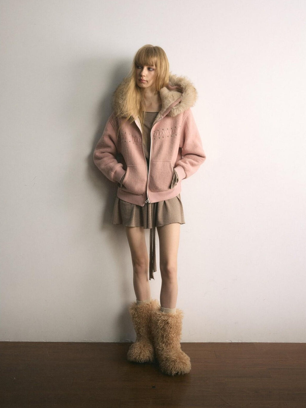 UNIVERSE Mist Pink Ballet Hooded Faux Fur Women's Acrylic Puffer Jackets