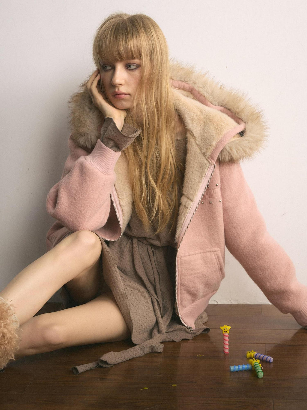 UNIVERSE Mist Pink Ballet Hooded Faux Fur Women's Acrylic Puffer Jackets