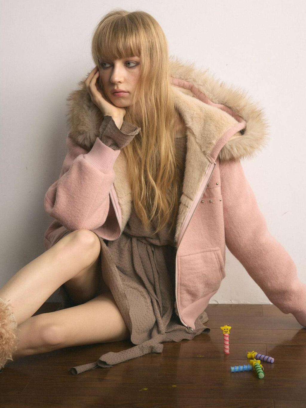 UNIVERSE Mist Pink Ballet Hooded Faux Fur Women's Acrylic Puffer Jackets