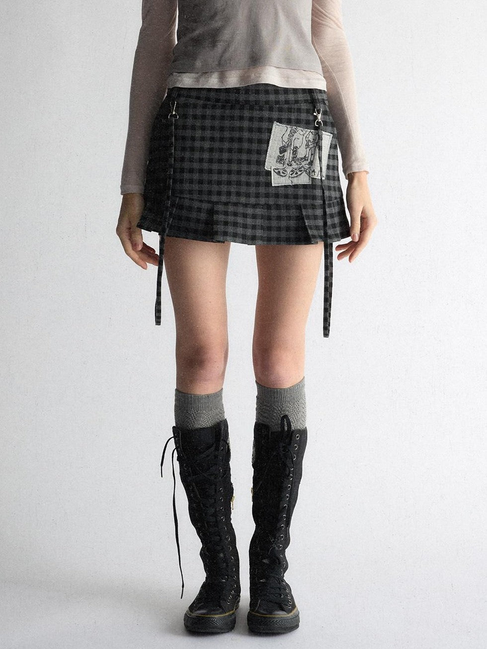 UNIVERSE Plaid Applique Embroidered Low Waist Aline Slim Women's Polyester Mini Skirts