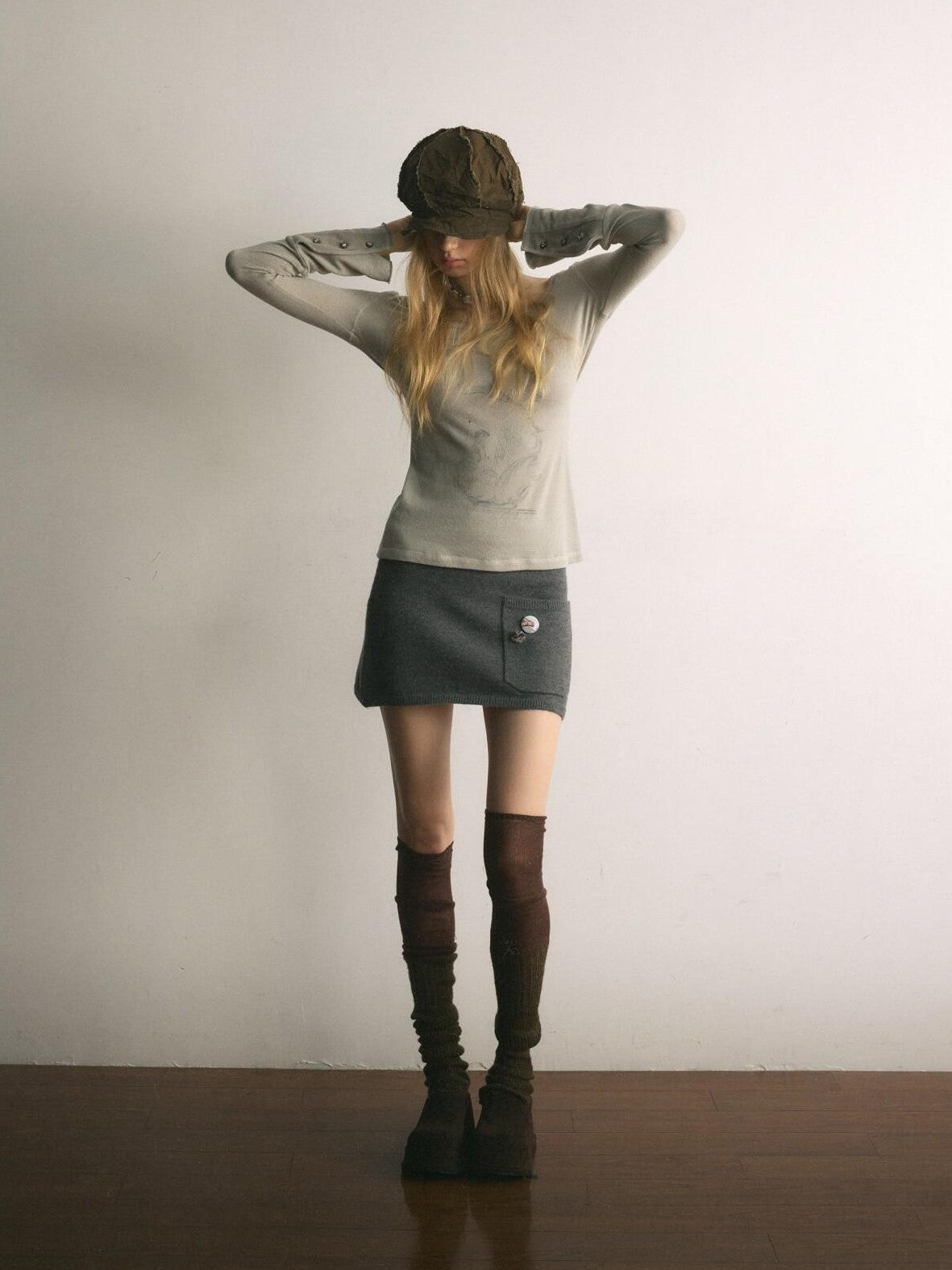 UNIVERSE Pleated Knit Slim Low Waist A Line Vintage Women's Cotton Blend Mini Skirts