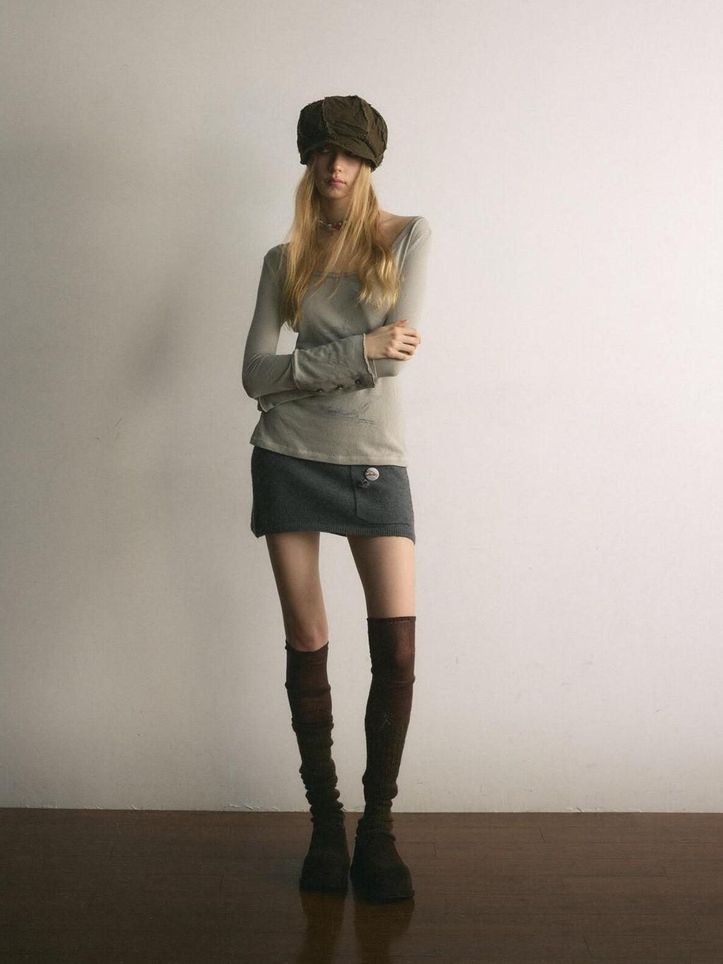UNIVERSE Pleated Knit Slim Low Waist A Line Vintage Women's Cotton Blend Mini Skirts
