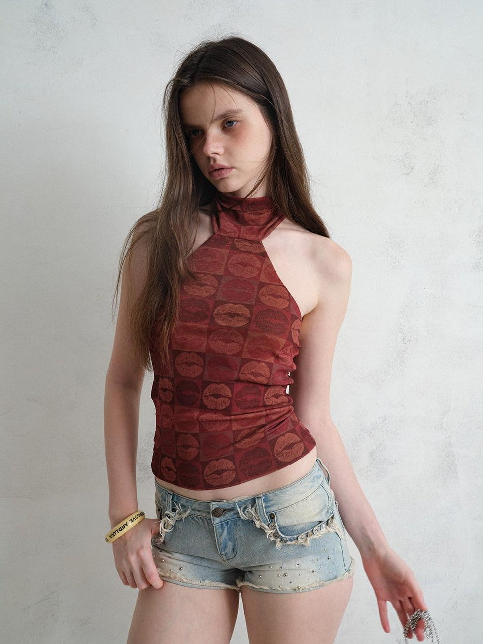 UNIVERSE Red Lip Print Slim Fit Cropped Waist Women's Polyester Halter Tops