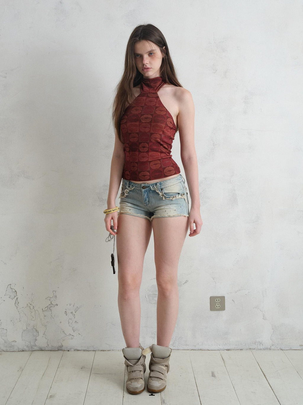 UNIVERSE Red Lip Print Slim Fit Cropped Waist Women's Polyester Halter Tops