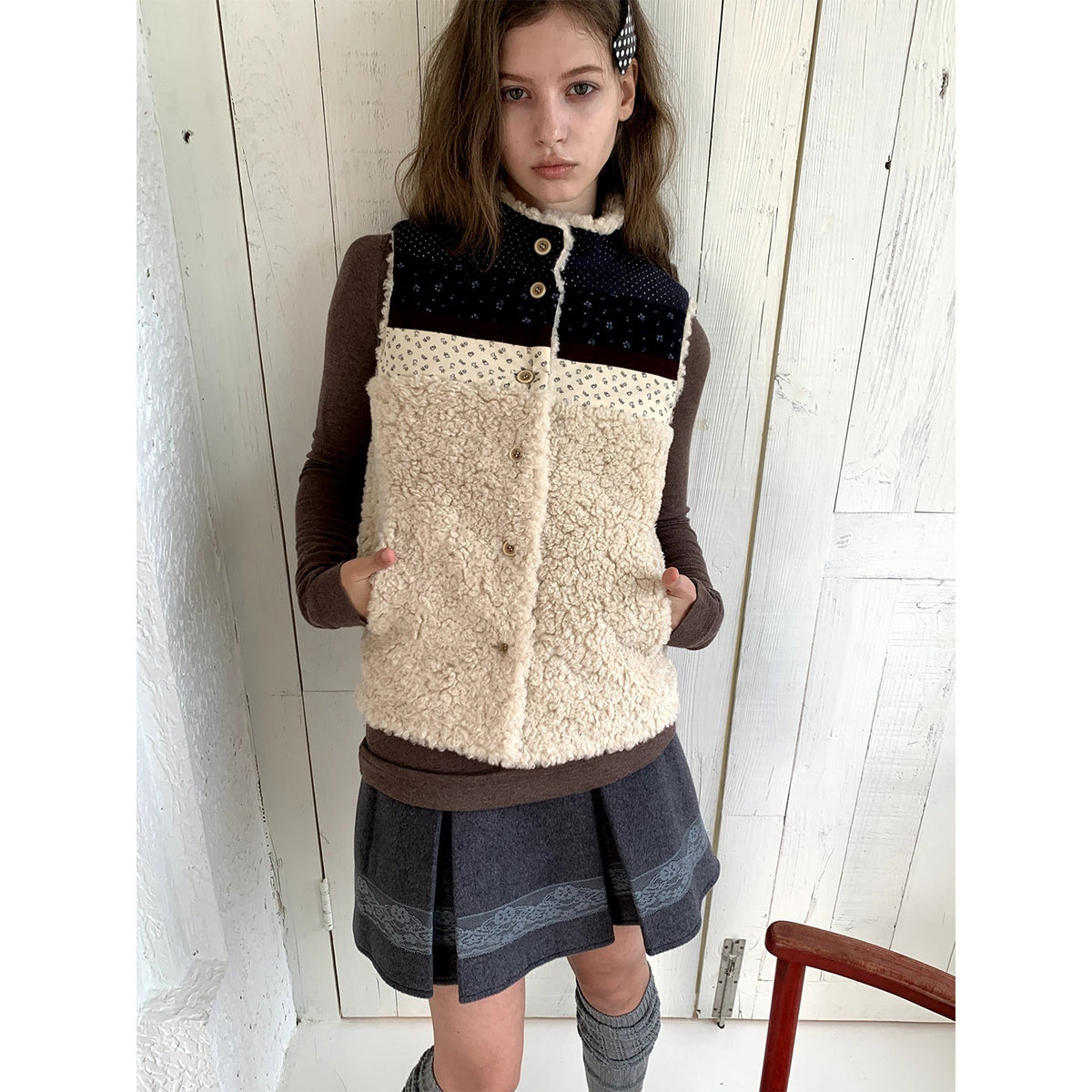 UNIVERSE_Retro_Lambswool_Spliced_Stand_Collar_Cropped_Women's_Vests_1086908254144_MISSTT