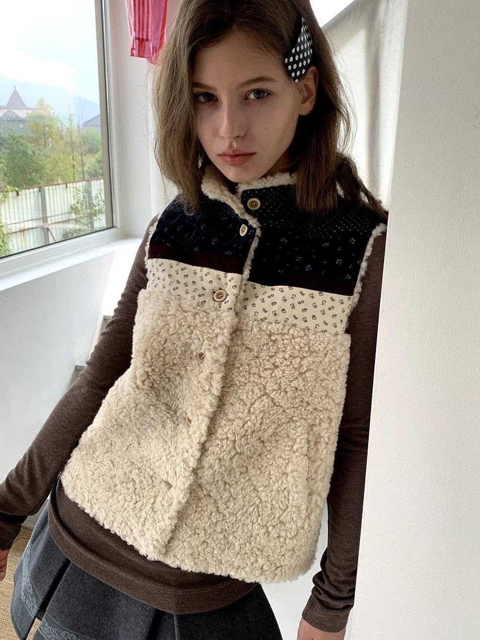 UNIVERSE Retro Lambswool Spliced Stand Collar Cropped Women's Vests
