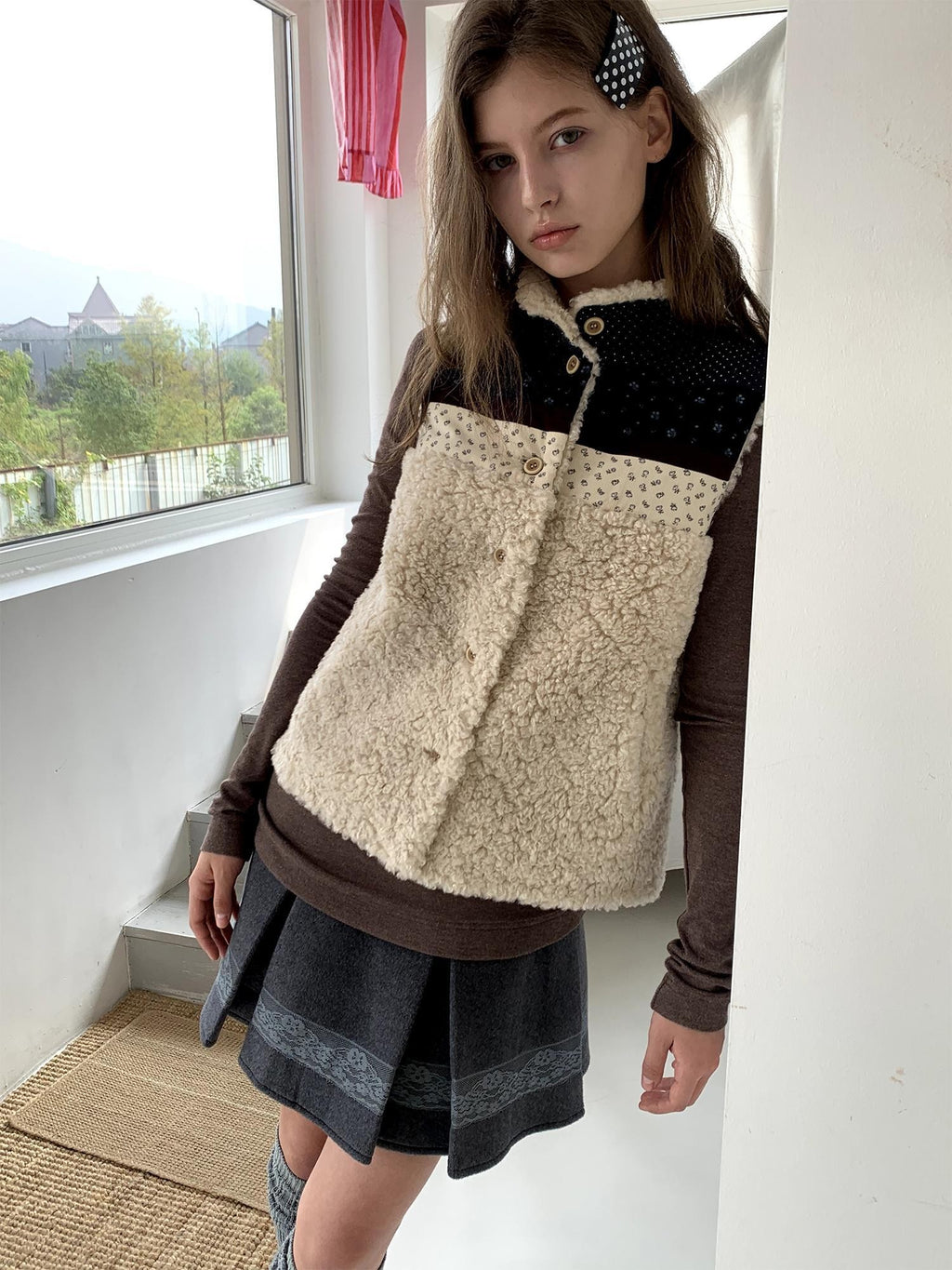 UNIVERSE Retro Lambswool Spliced Stand Collar Cropped Women's Vests