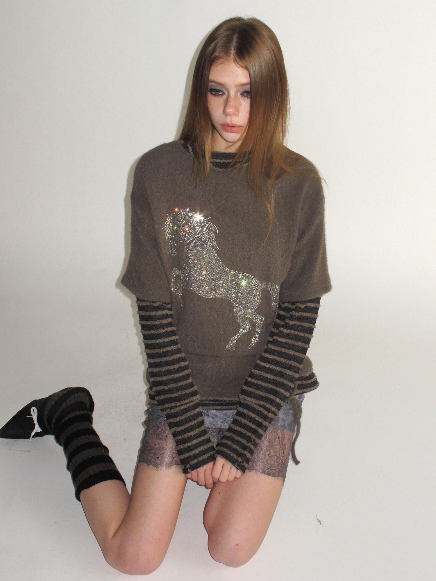 UNIVERSE Retro Pony Rhinestone Layered High Neck Women's Polyester Long Sleeve T-shirts