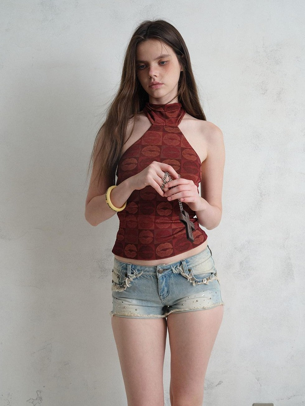 UNIVERSE Rhinestone Button Washed Ombre Raw Hem Low Rise Women's Cotton Denim Shorts