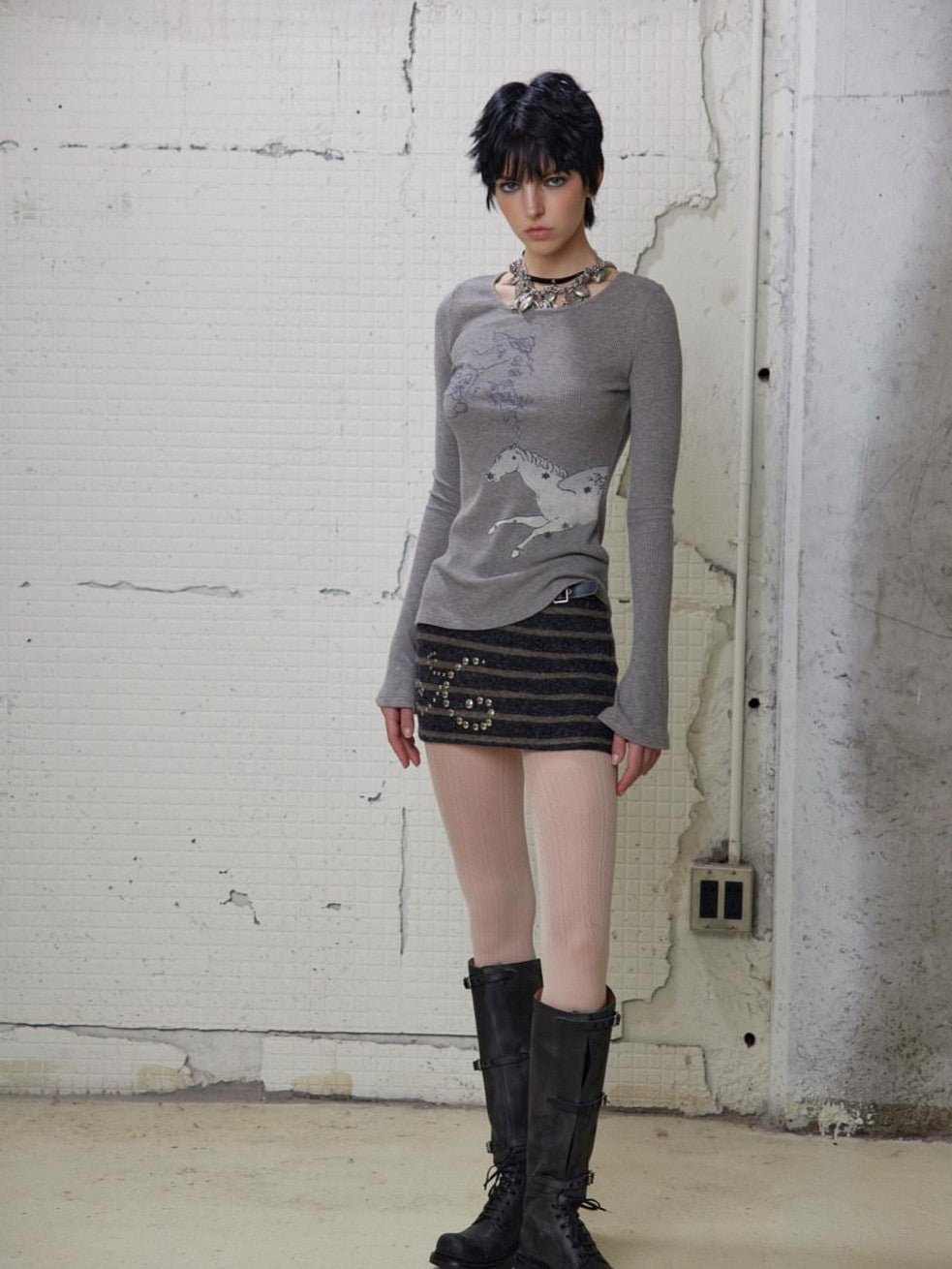 UNIVERSE Soft Gray Angel Pony Print Crewneck Slim Women's Cotton Long Sleeve T-shirts