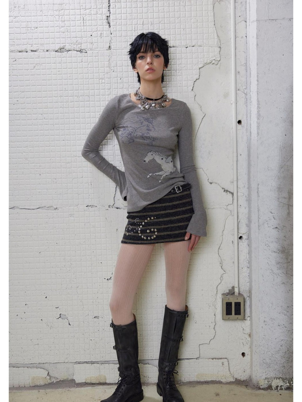 UNIVERSE Soft Gray Angel Pony Print Crewneck Slim Women's Cotton Long Sleeve T-shirts