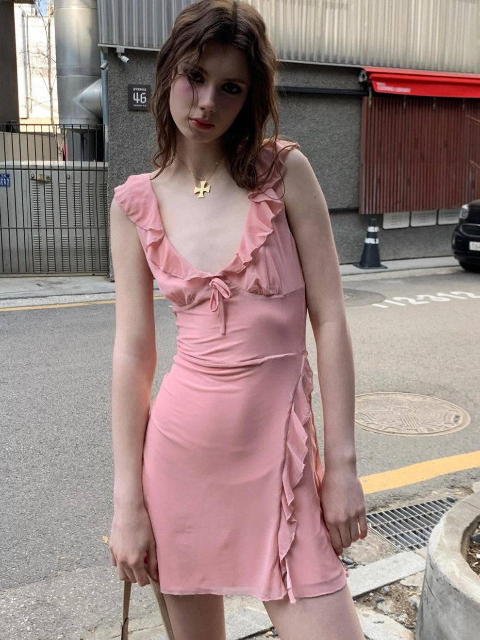 UNIVERSE Soft Pink High Waist Bodycon Strappy V-neck Women's Casual Mini Dresses