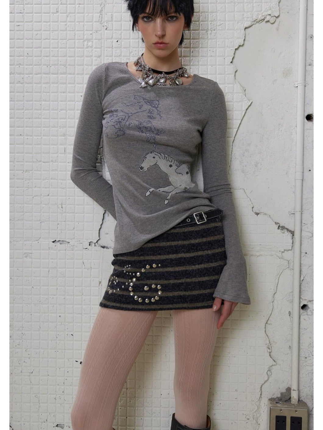 UNIVERSE Striped Rhinestone Vintage Bodycon Women's Acrylic Mini Skirts