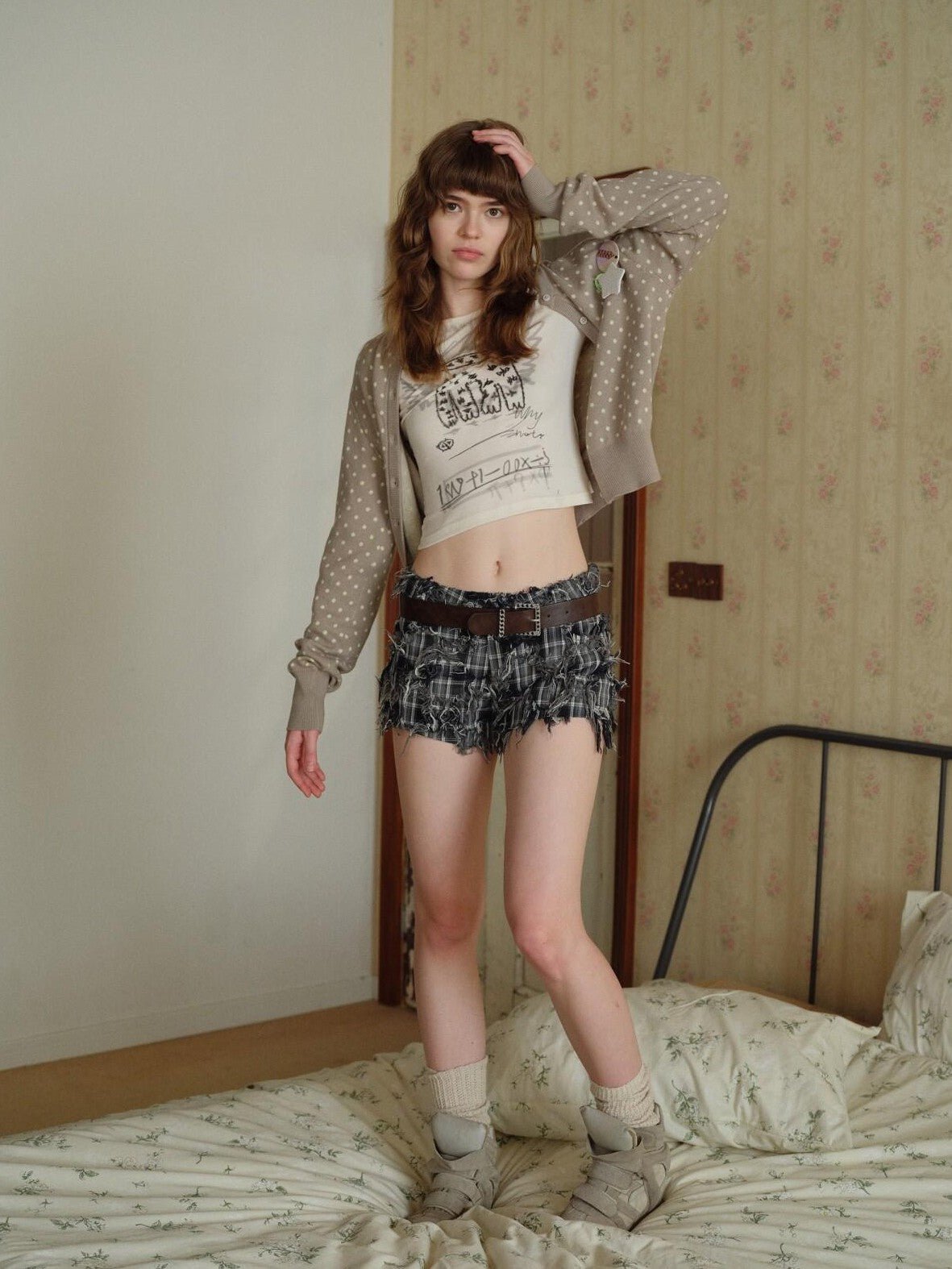 UNIVERSE Three Tone Hand Painted Cat Print Tie Slim Women's Lyocell Crop Tops
