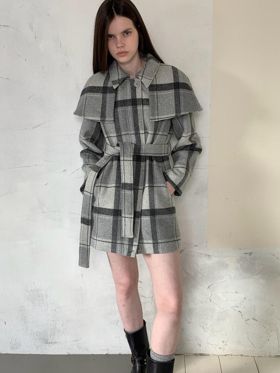 UNIVERSE Vintage Plaid Double Faced Waist Cinched Women's Wool Blend Cape Coats