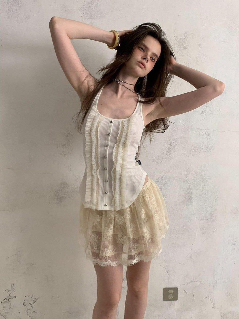 UNIVERSE Vintage Ruffle Edge Lace Splice Fitted Waist Women's Polyester Tencel Tank Tops