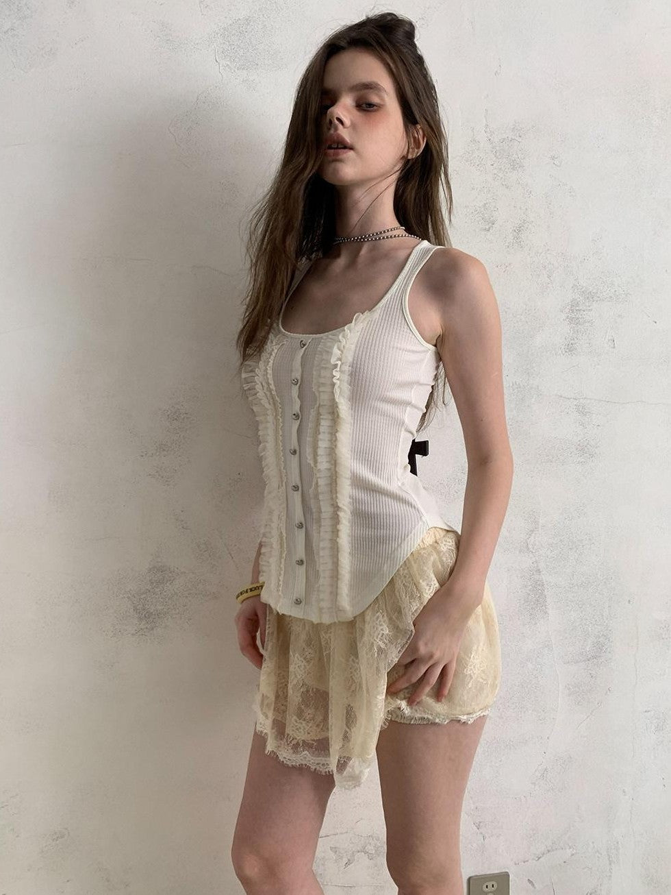 UNIVERSE Vintage Ruffle Edge Lace Splice Fitted Waist Women's Polyester Tencel Tank Tops
