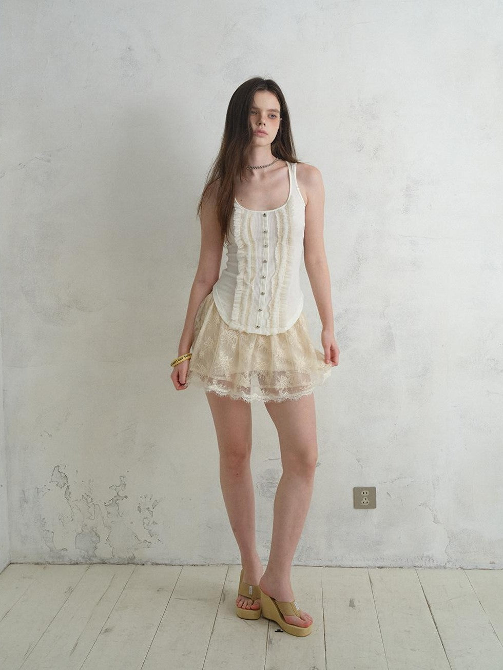 UNIVERSE Vintage Ruffle Edge Lace Splice Fitted Waist Women's Polyester Tencel Tank Tops