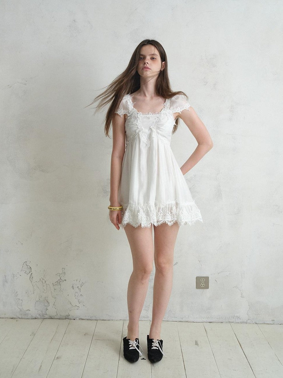 UNIVERSE White Square Neck Lace Flutter Sleeve Women's Lyocell Blend Casual Mini Dresses