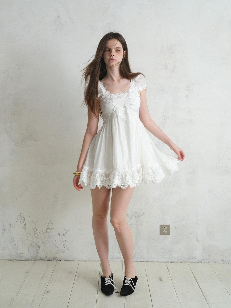 UNIVERSE White Square Neck Lace Flutter Sleeve Women's Lyocell Blend Casual Mini Dresses