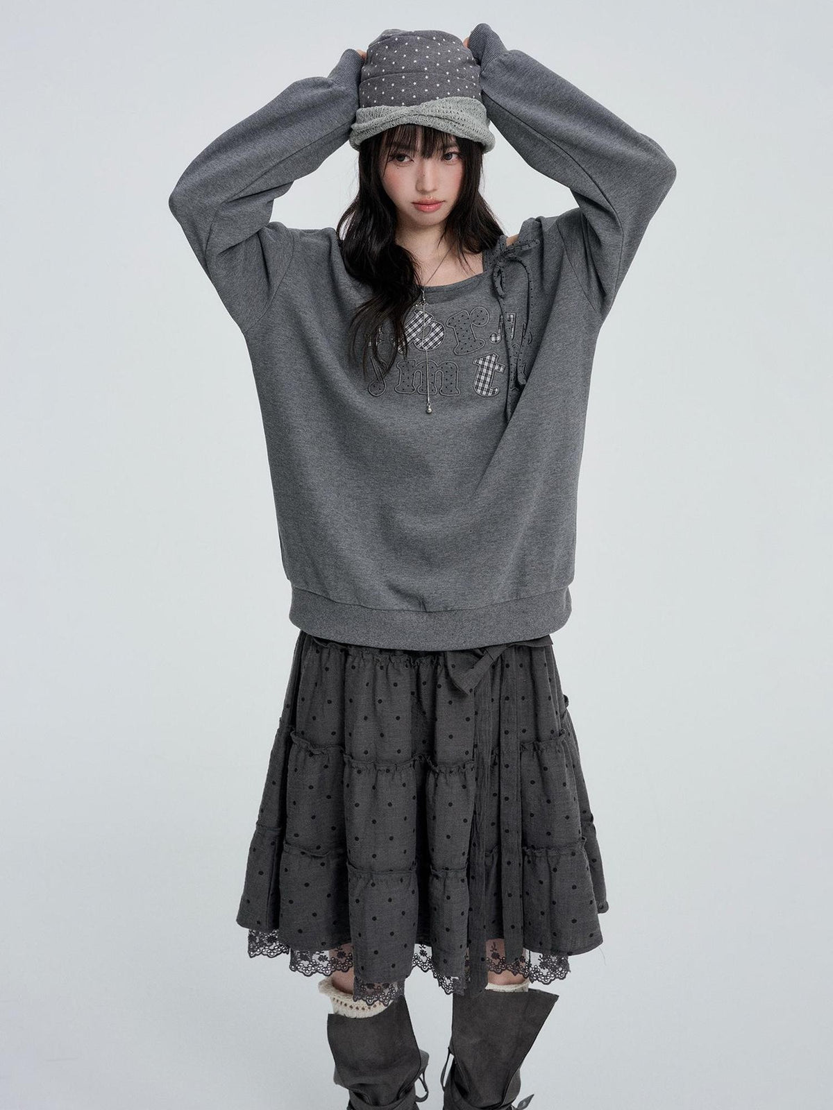 VEEMIX Asymmetric Embroidered Letter Lace Up Women's Sweatshirts