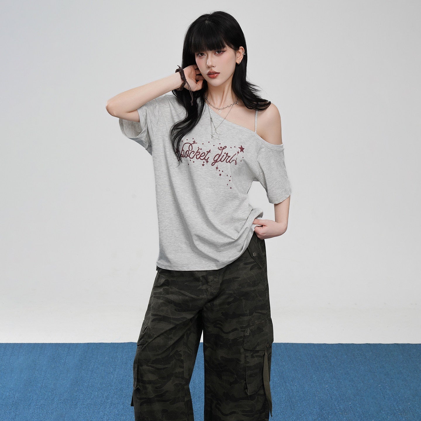 VEEMIX_Asymmetric_Letter_Print_Women's_Tencel_Cotton_Blend_Off-shoulder_T-shirts_1046176102421_MISSTT