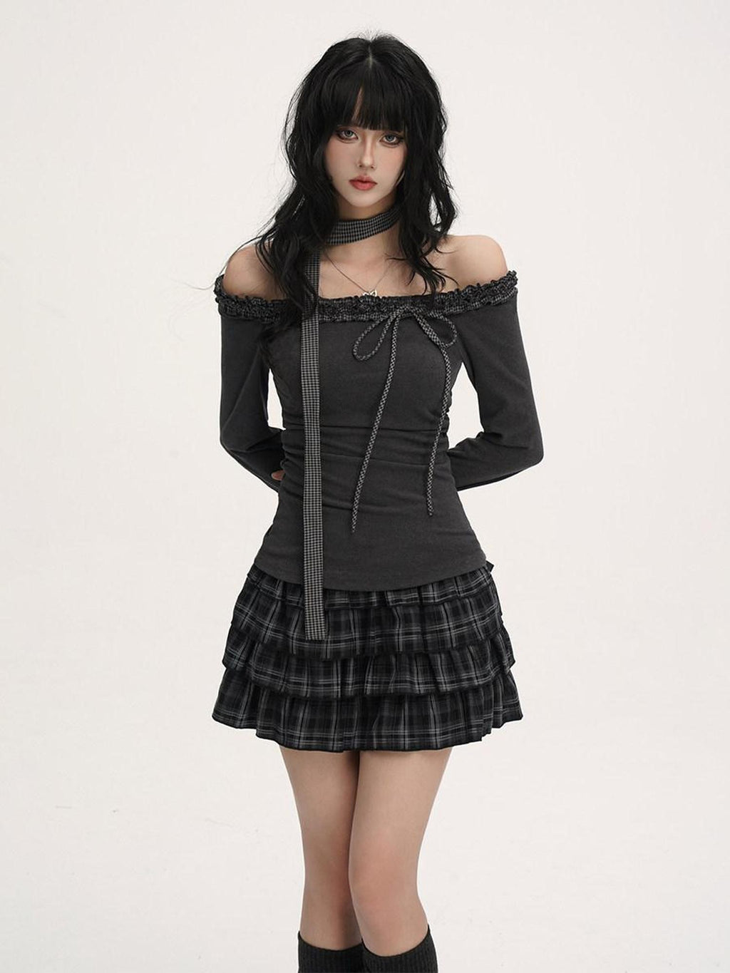 VEEMIX Black Plaid Pleated A Line Low Waist Side Zip Women's Polyester Tiered Skirts