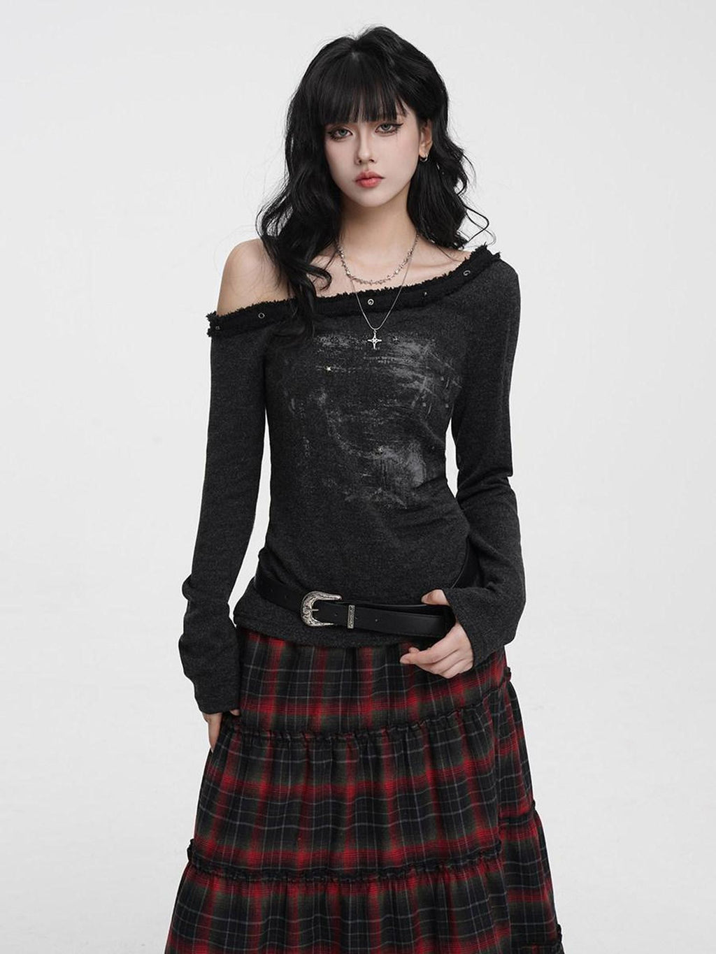 VEEMIX Frayed Hem One Shoulder Studded Hand Painted Women's Long Sleeve T-shirts