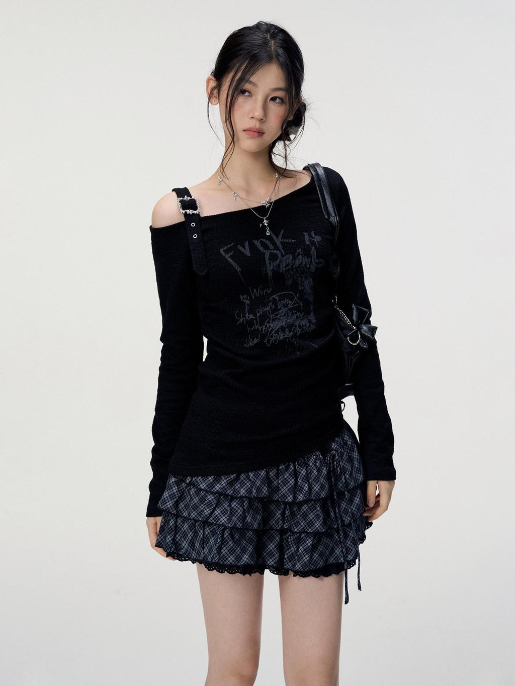 VEEMIX Ivory Asymmetric Ruching Letter Print Women's Polyester Long Sleeve T-shirts
